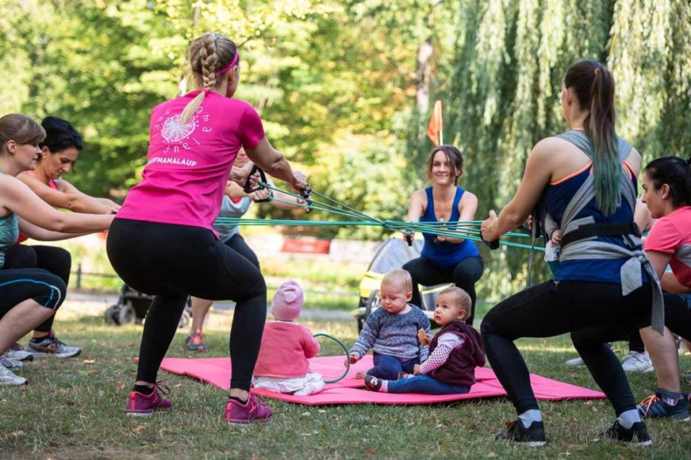 Fit mit Kind und Kinderwagen