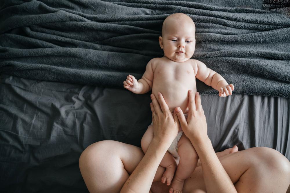 Baby-Yoga und Babymassage